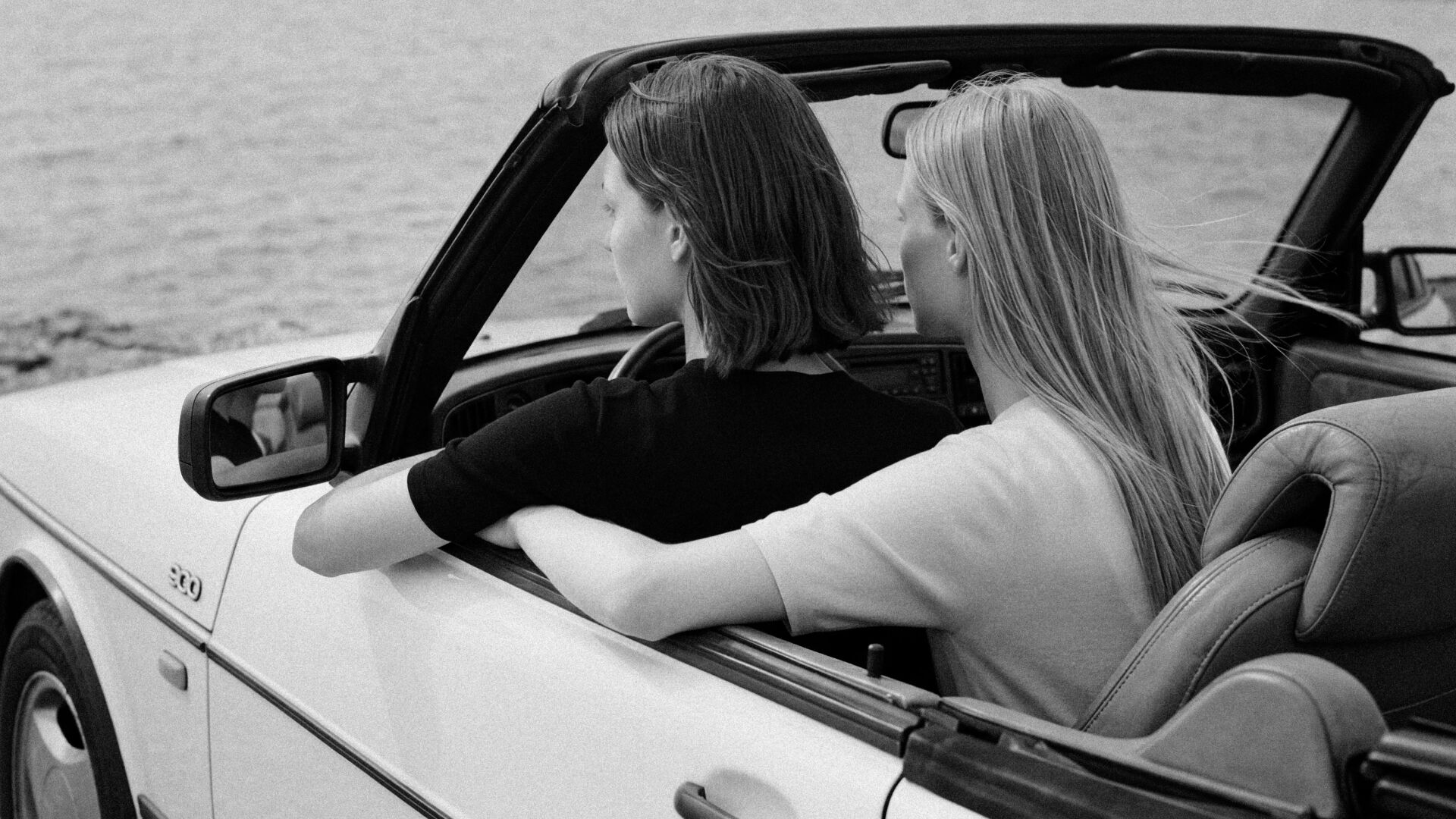 FilippaK SS26 Main BW 16x9 Clean HR 01